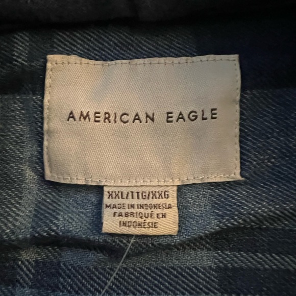 NWT AE Cropped Hooded Flannel Shirt - Picture 5 of 5